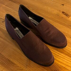 DONALD J PLINER Slip on Loafer RED wine burgundy size 8.5 made in Spain